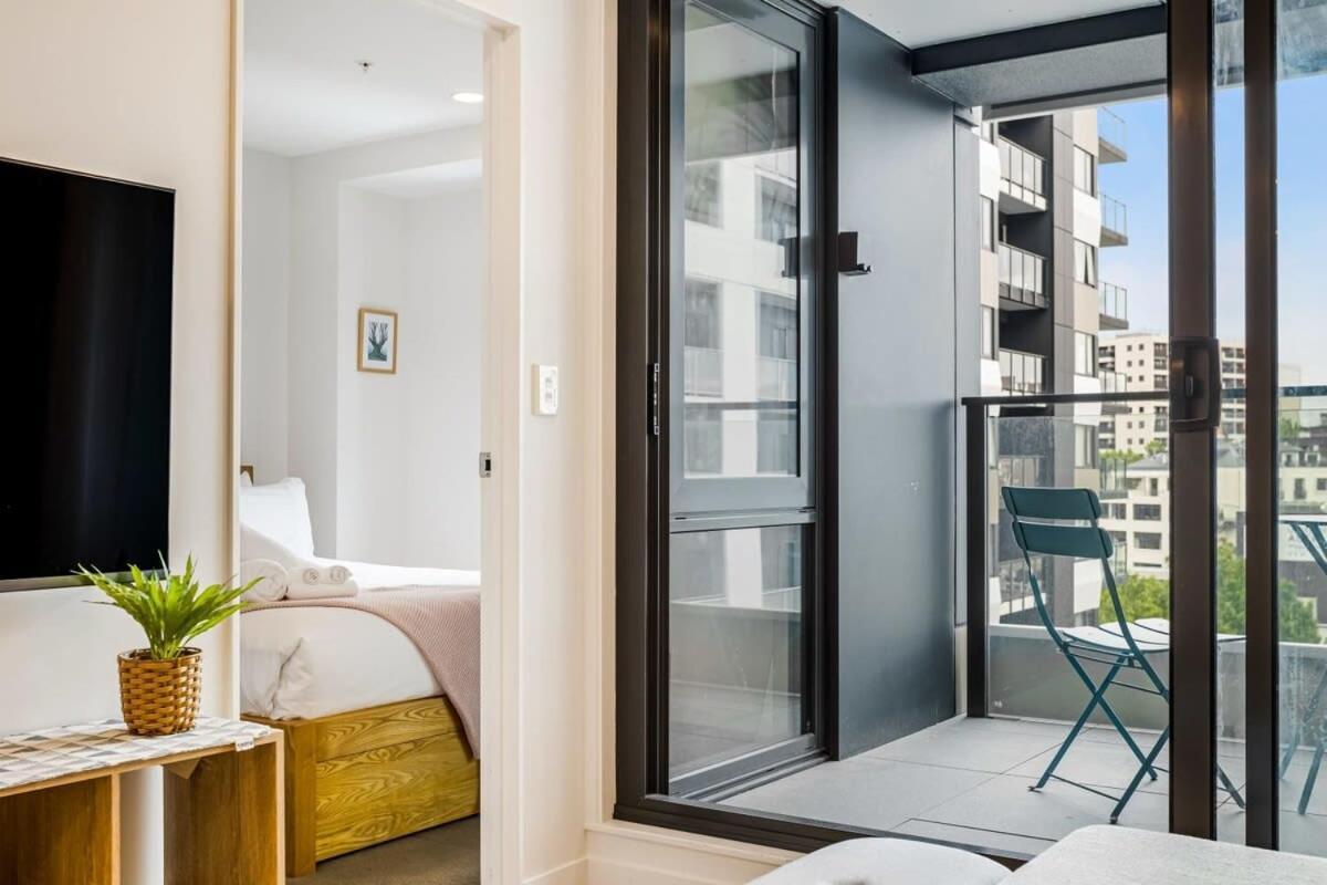 Cosy Two Bedroom Apartment With Balcony Pool And Gym Auckland Exterior photo