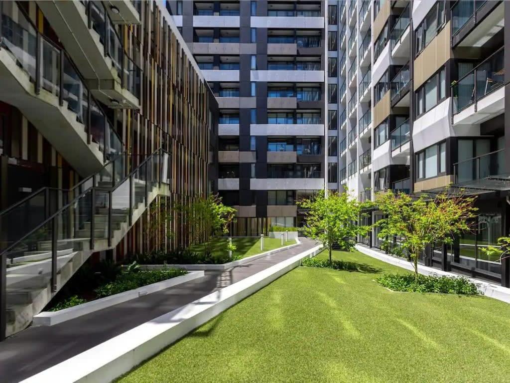 Cosy Two Bedroom Apartment With Balcony Pool And Gym Auckland Exterior photo