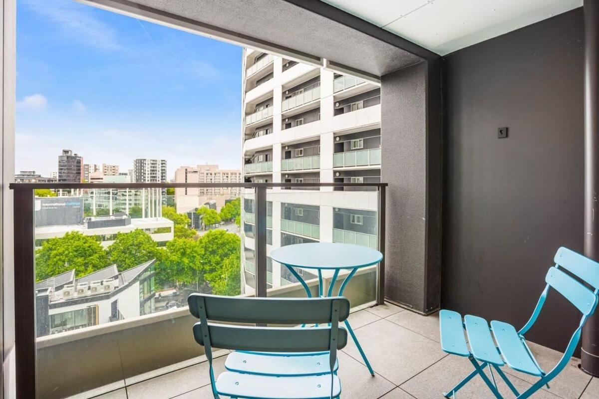 Cosy Two Bedroom Apartment With Balcony Pool And Gym Auckland Exterior photo